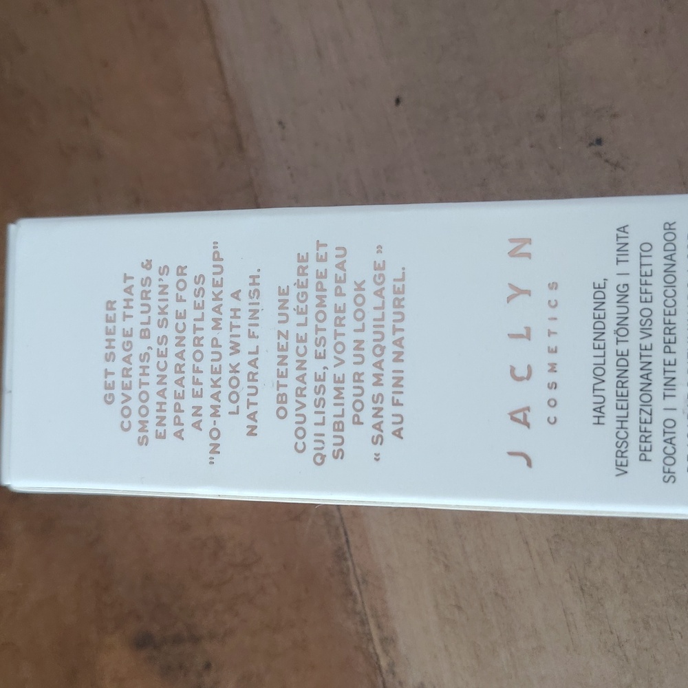 Jaclyn Cosmetics - Picture 6 of 6
